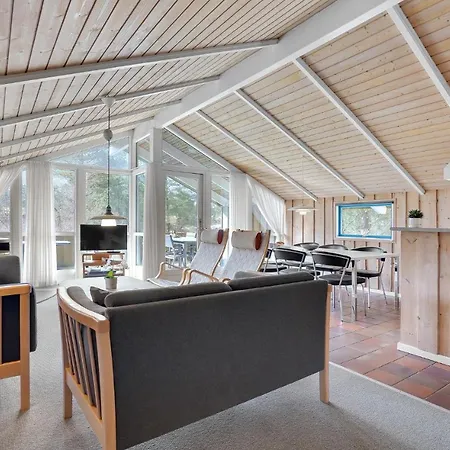 4 Bedroom Cozy In Romo * Bolilmark