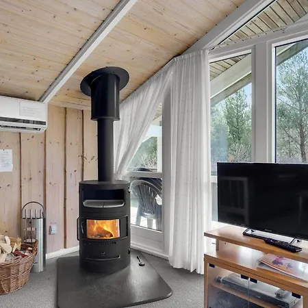 別荘 4 Bedroom Cozy In Romo